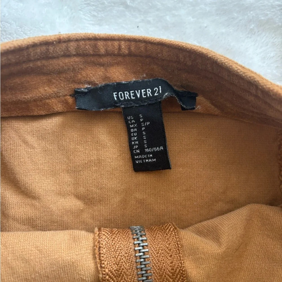 Forever 21 skirt - Picture 2 of 3